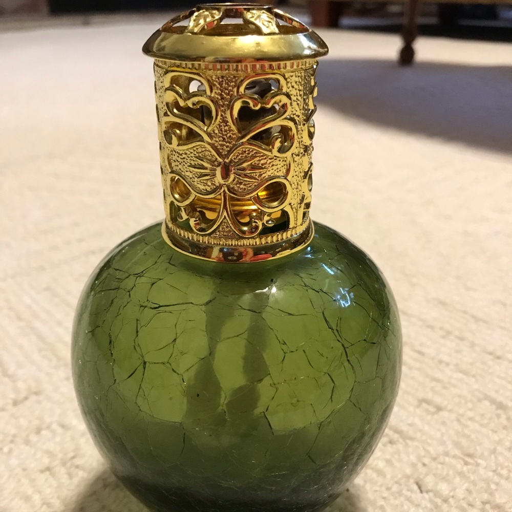 Sage crackled lamp butterfly crown-Gold